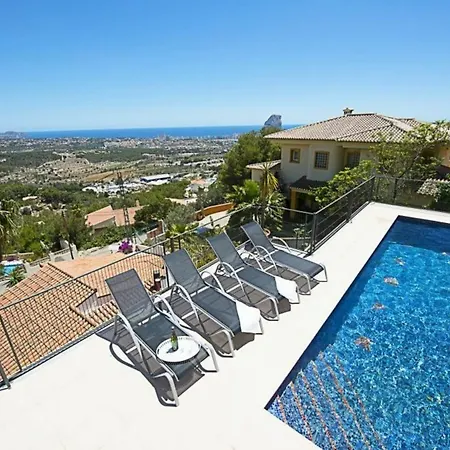 In Calpe, Alicante 103816 By Mo * Calpe