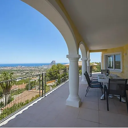 In Calpe, Alicante 103816 By Mo *
